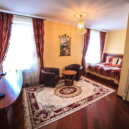 Imperiya Hotel Khmel'nyts'kyy Phòng bức ảnh